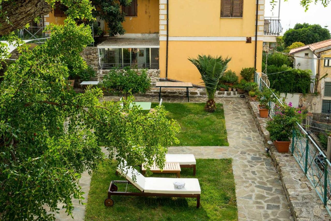Borgo Dei Saraceni - Suites & Apartments อากรอโปลี ภายนอก รูปภาพ