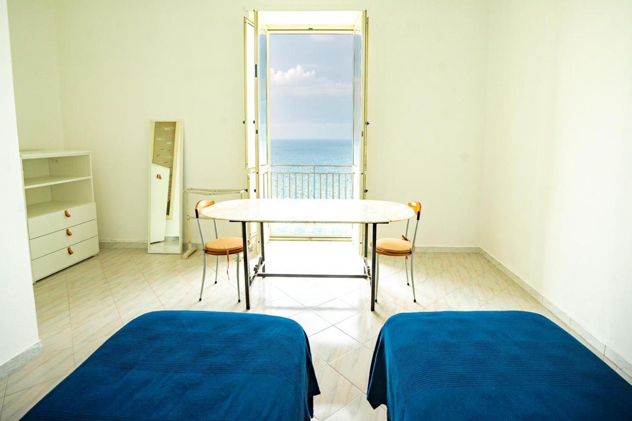 Borgo Dei Saraceni - Suites & Apartments อากรอโปลี ภายนอก รูปภาพ