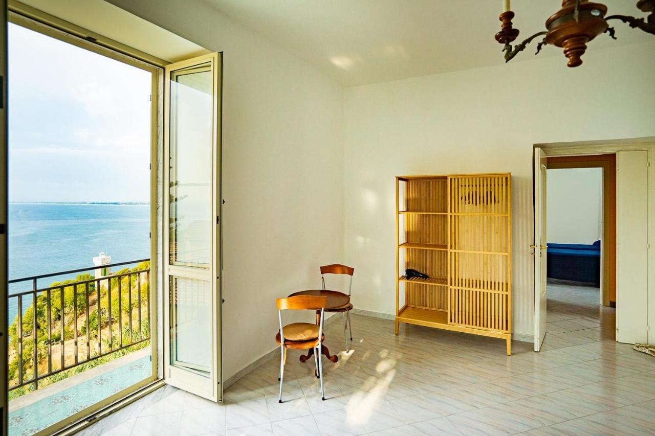 Borgo Dei Saraceni - Suites & Apartments อากรอโปลี ภายนอก รูปภาพ